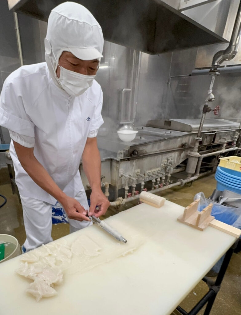 山上蒲鉾店で楽しむ！工場見学・かまぼこ作り体験＆カフェランチ♡ナチュラルコープ