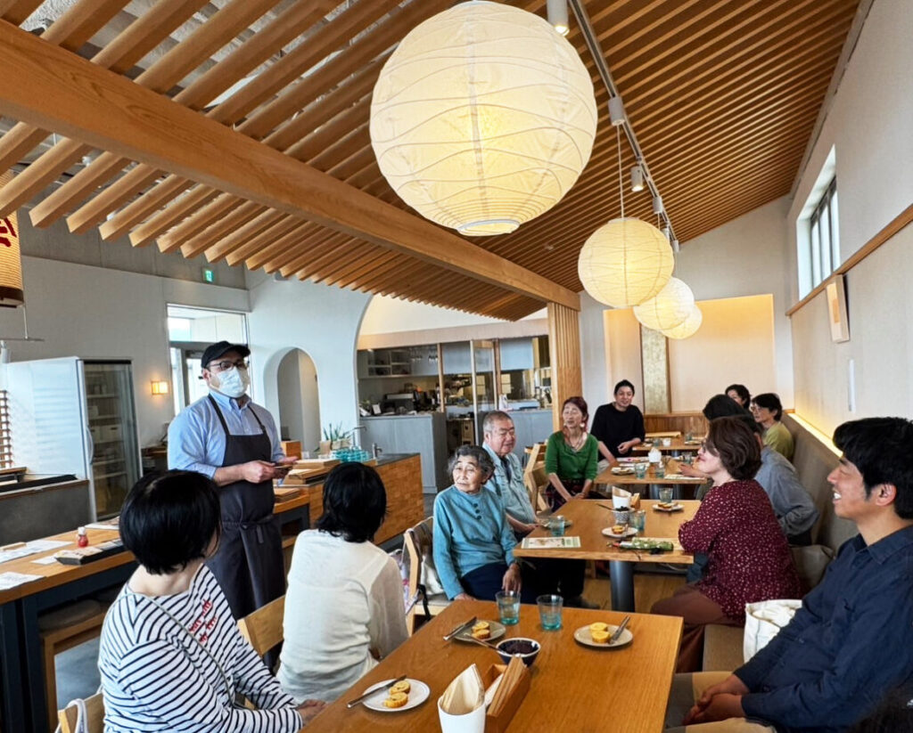山上蒲鉾店で楽しむ！工場見学・かまぼこ作り体験＆カフェランチ報告♡ナチュラルコープ
